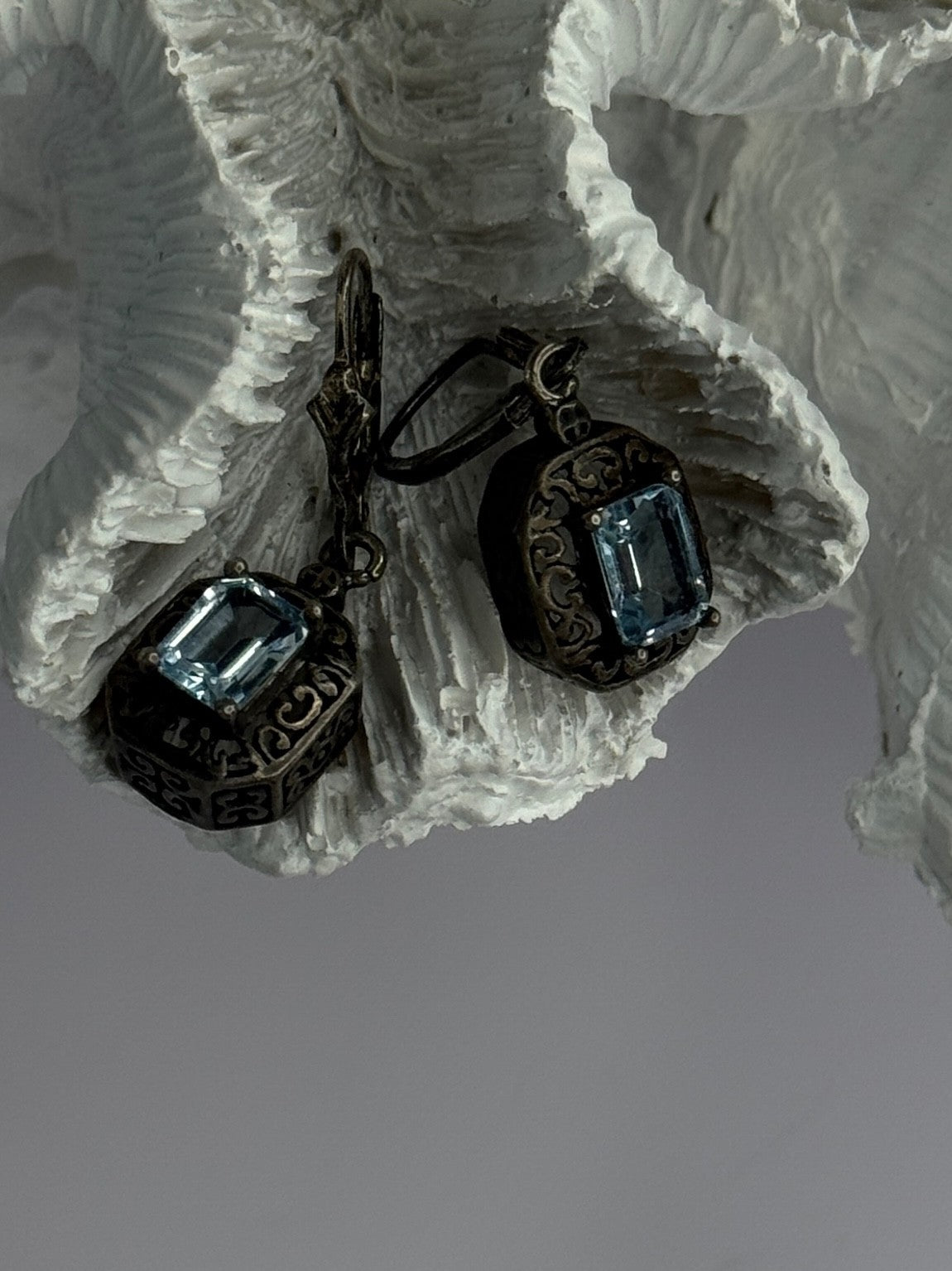 Vintage 925 Sterling Silver Blue Topaz Earrings Length 1.30 Inch