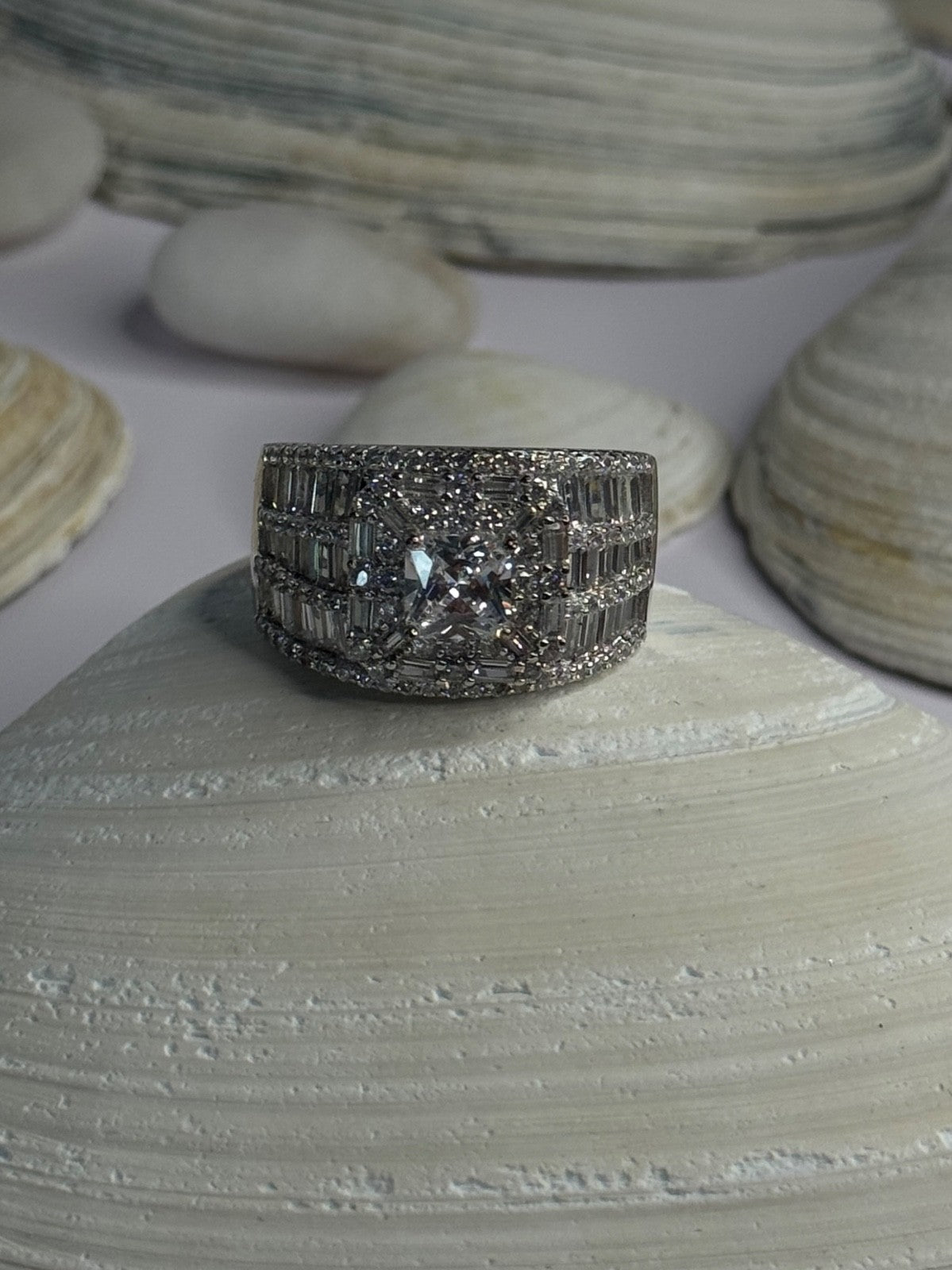 Shiny 925 Sterling Silver Cz Ring Size 11