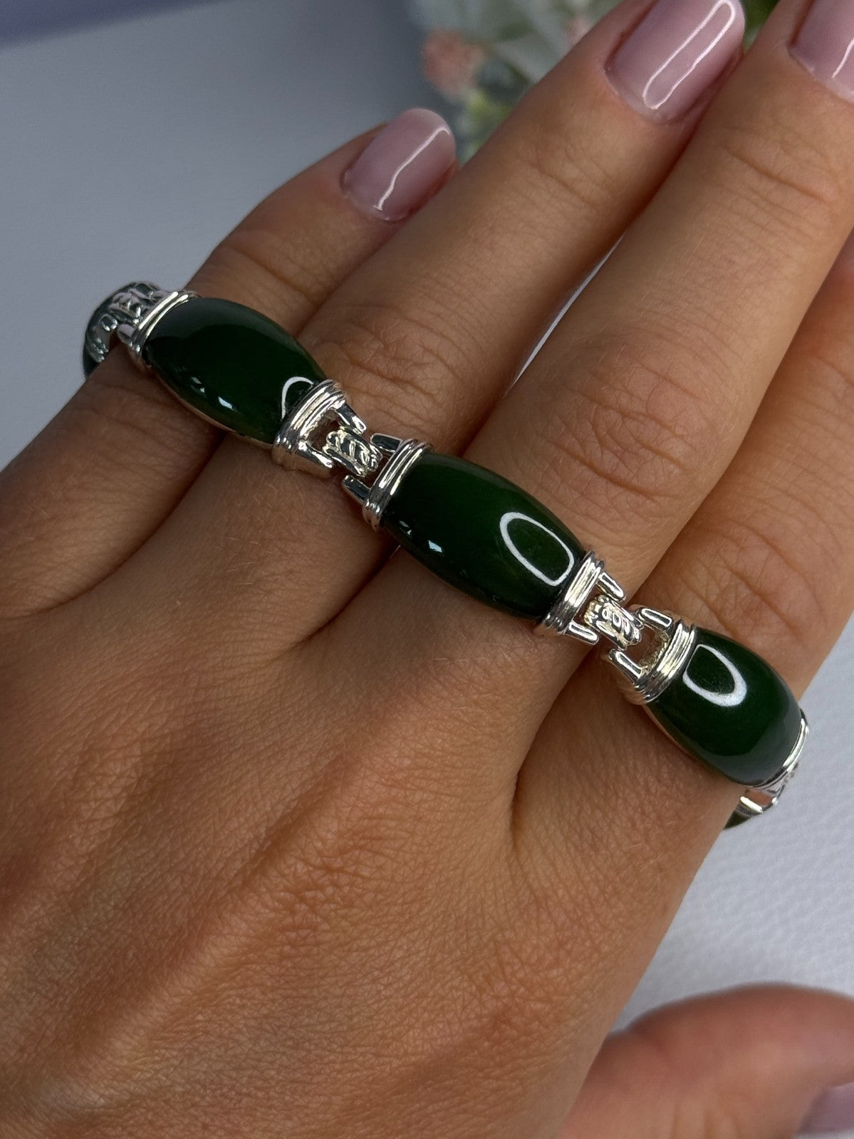 925 Sterling Silver Green Nephrite Bracelet Length 7.5