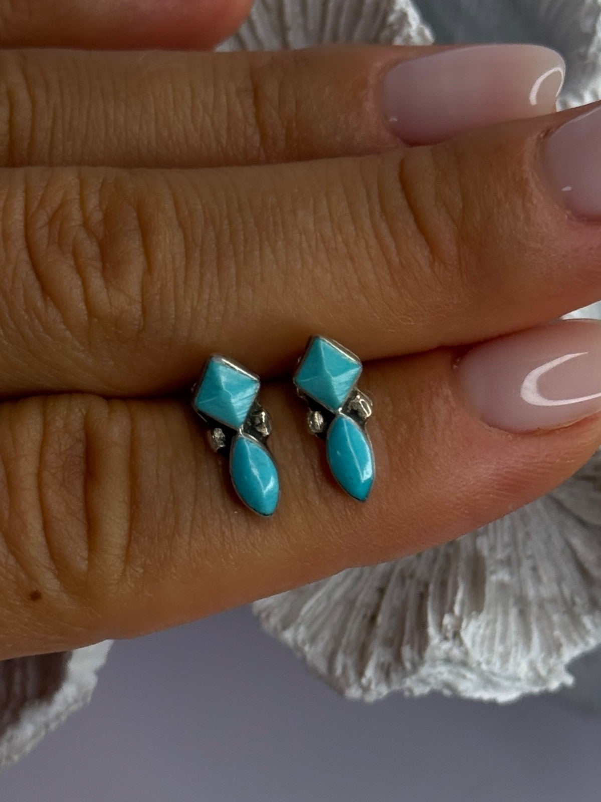 925 Sterling Silver Turquoise Earrings Length 0.50 Inch