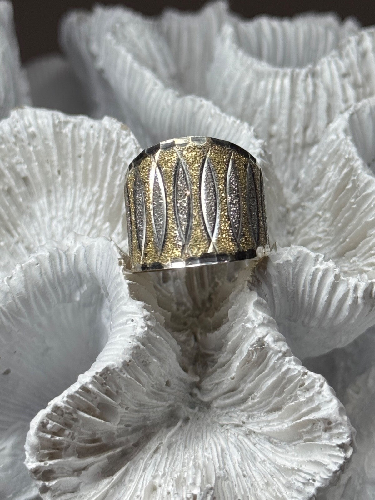 Elegant 925 Sterling Silver & 10K Yellow Gold Ring Size 7