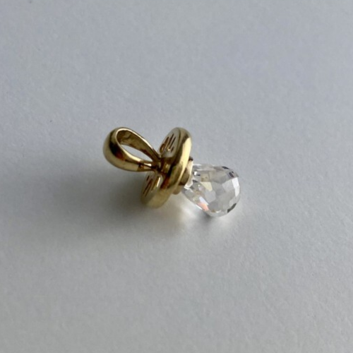 10K Yellow Gold Crystal Swarovski Pendant