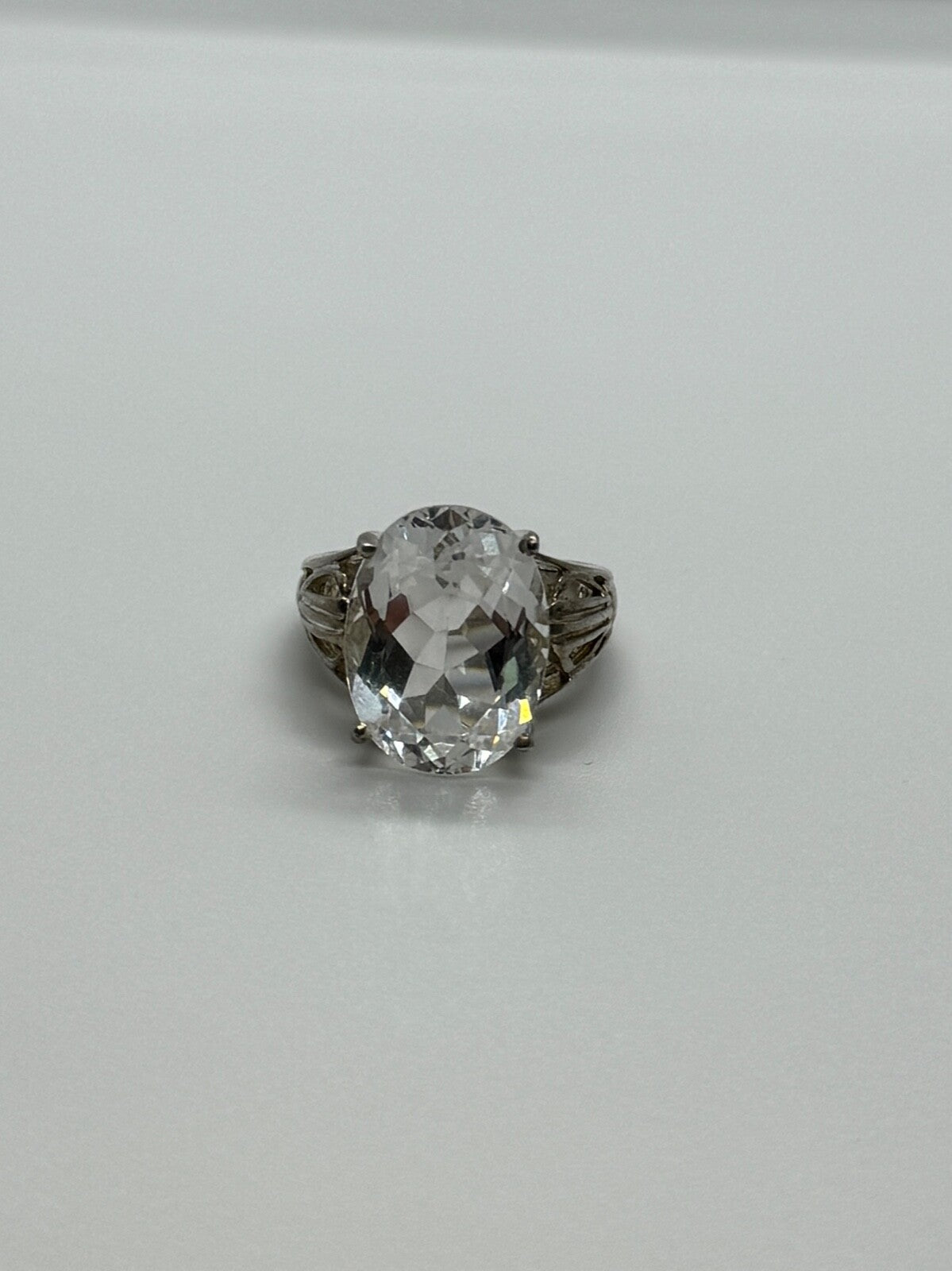 925 Sterling Silver CZ Ring Size 4