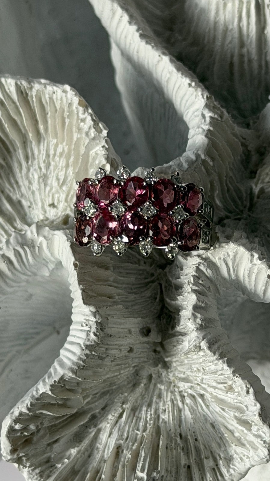 18K 750 White Gold Pink Tourmaline & Diamond Ring Size 6.5