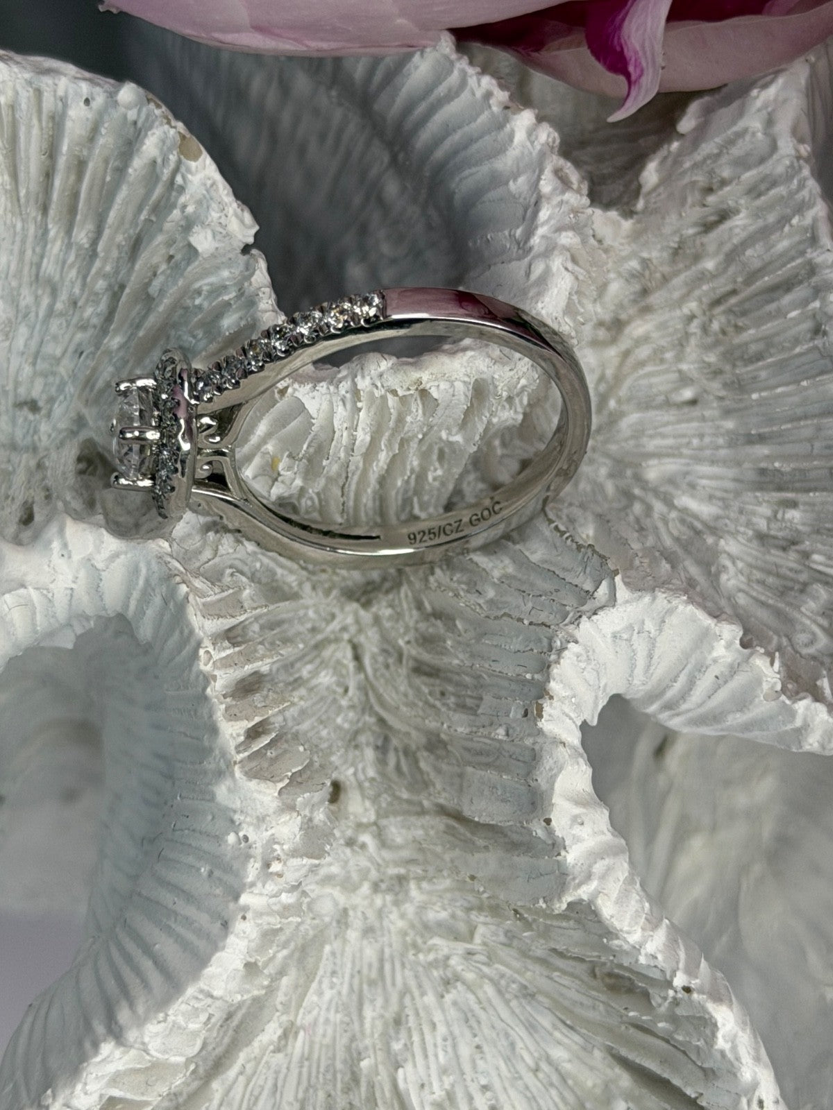 GOC 925 Sterling Silver tcw 0.85 Cz Ring Size 7