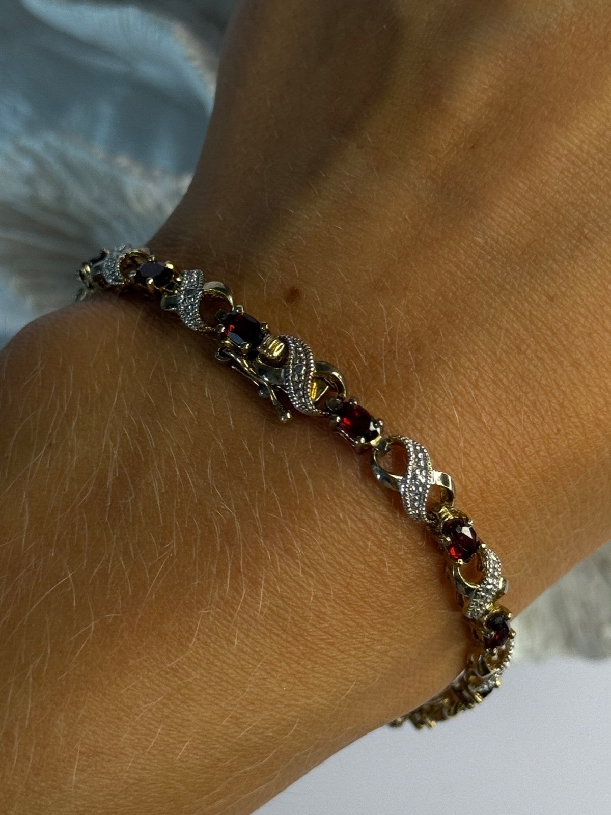 925 Sterling Silver Gold Plated Garnet Bracelet Length 7.5