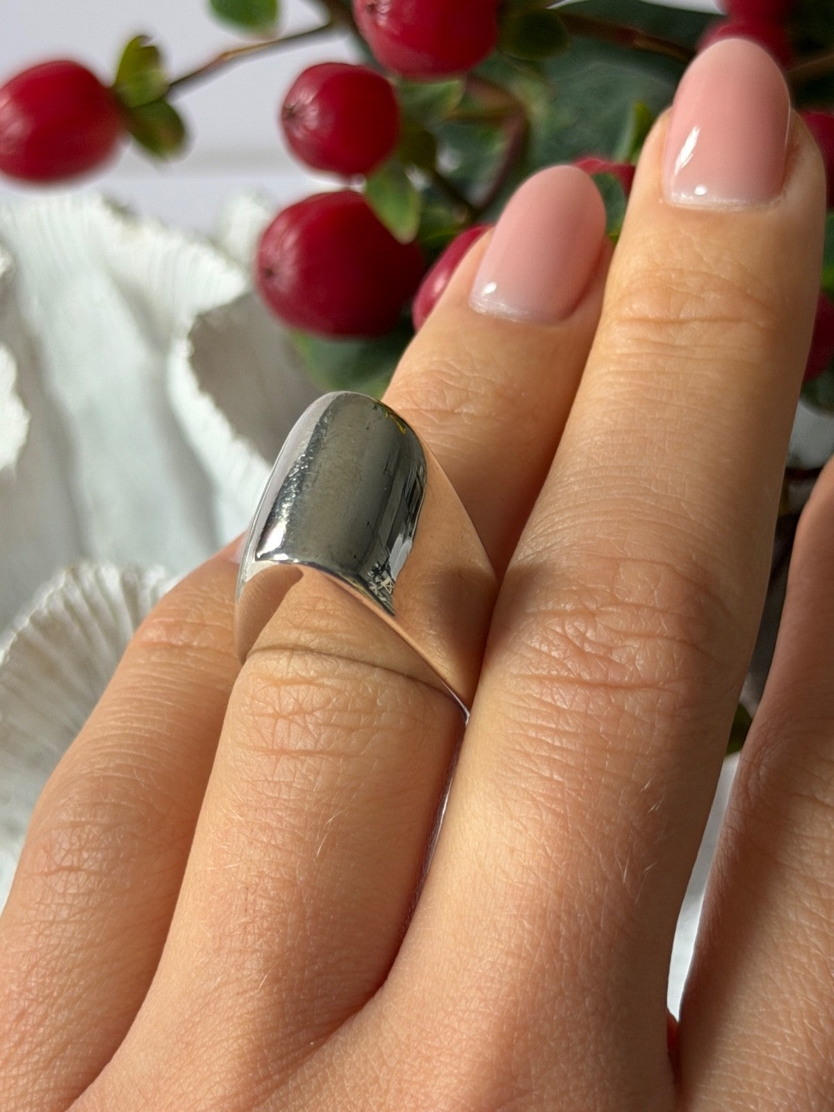 Fashion Design 925 Sterling Silver Ring Size 6