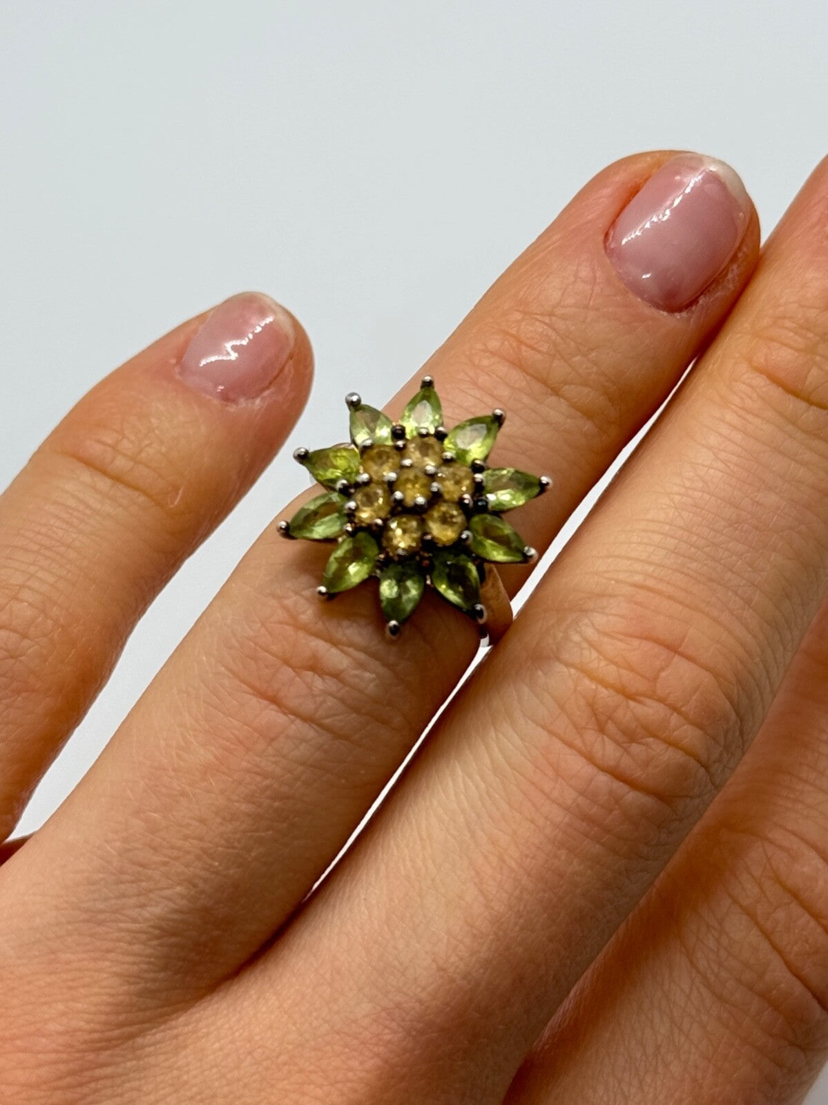 925 Sterling Silver Peridot & Citrine Flower Ring Size 4.5