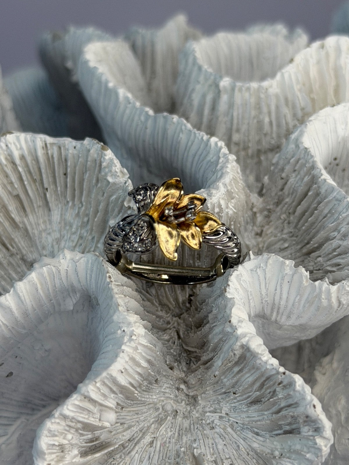 925 Sterling Silver Gold Plated Cz Flower Ring Size 6