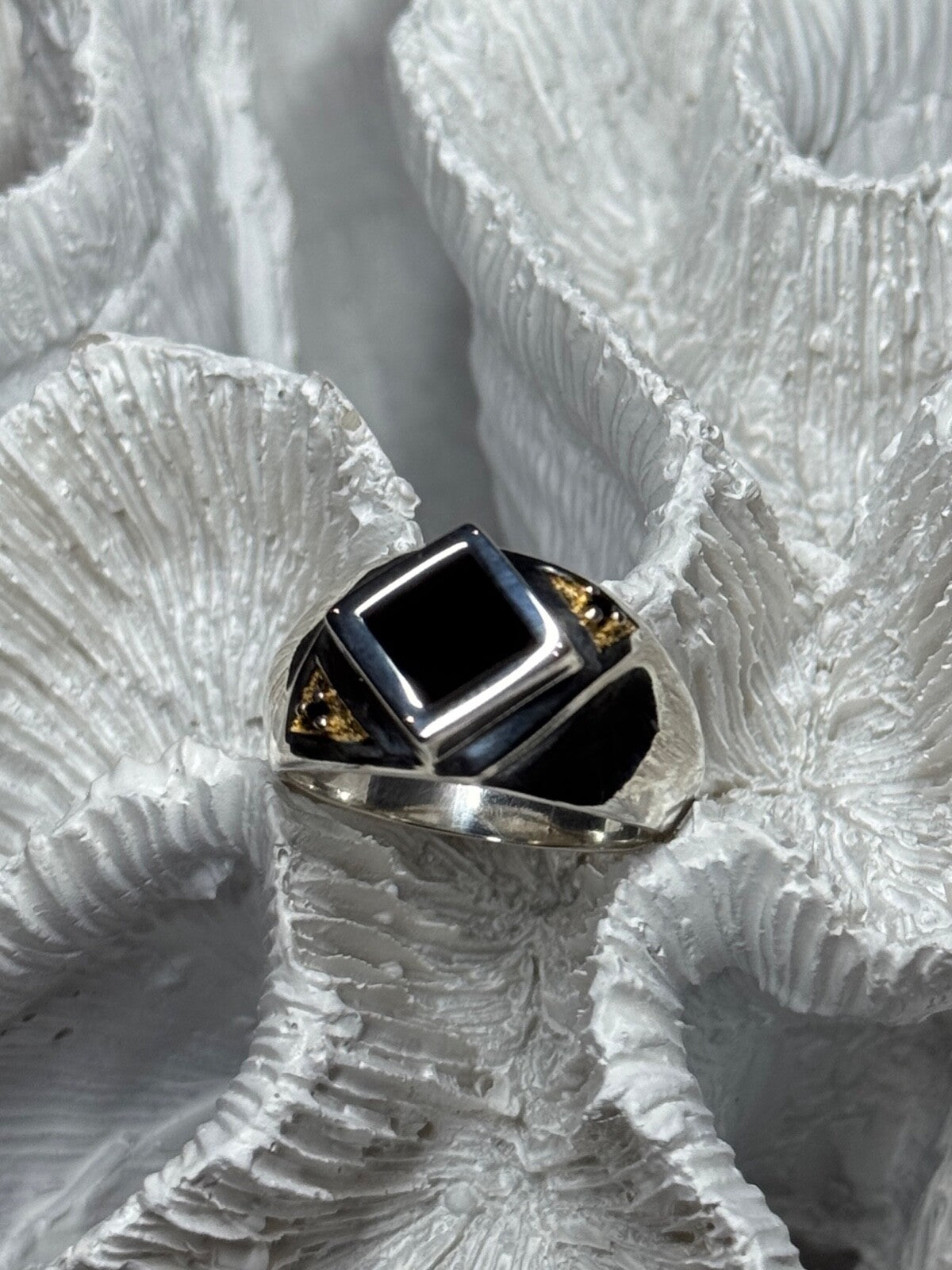 925 Sterling Silver Black Enamel & Black Diamonds Men'S Ring Size 8.3