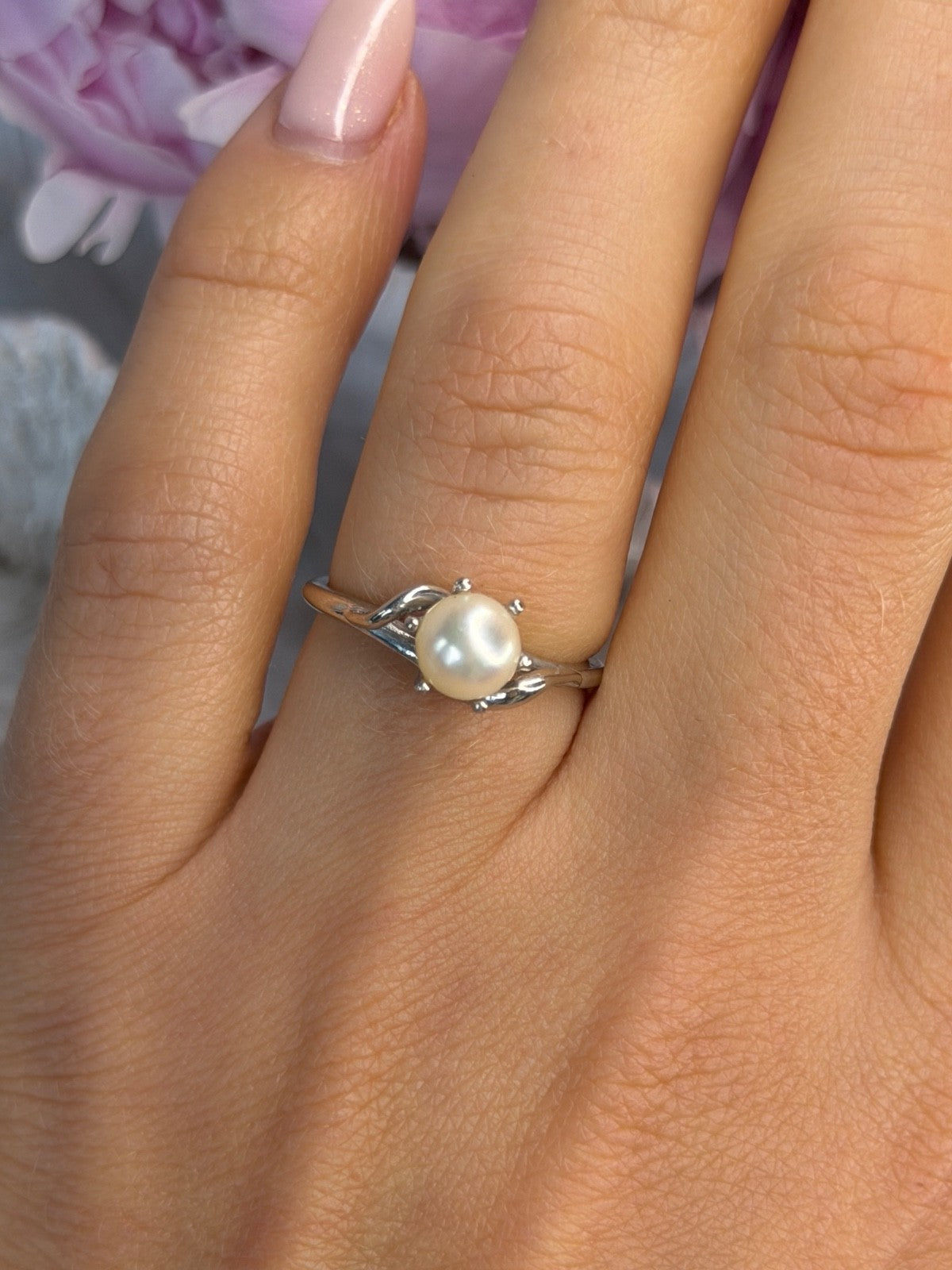 La Pais 14K White Gold Pearl Ring Size 6.5