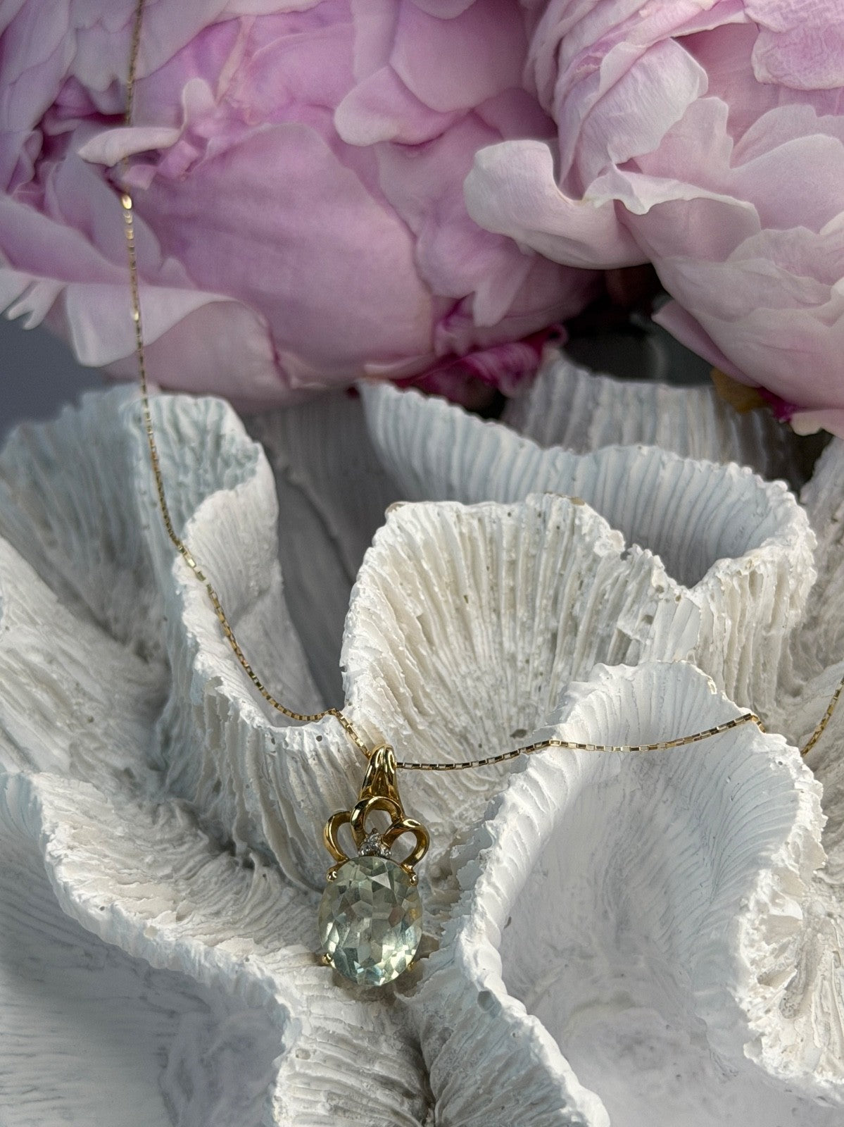 10K Yellow Gold Prasiolite & Diamond Necklace Length 18 Inch