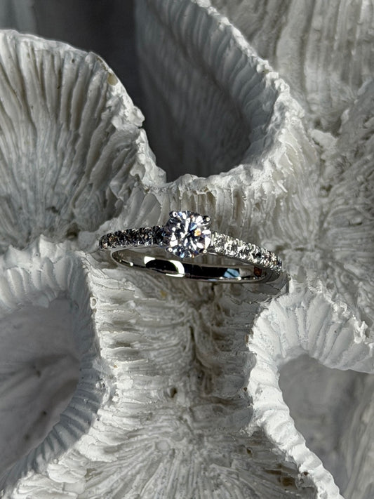 GOC 925 Sterling Silver Cz 0.86 ct Ring Size 7