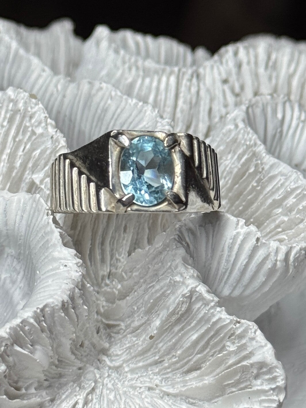 Men's 925 Sterling Silver Topaz Ring Size 8.5