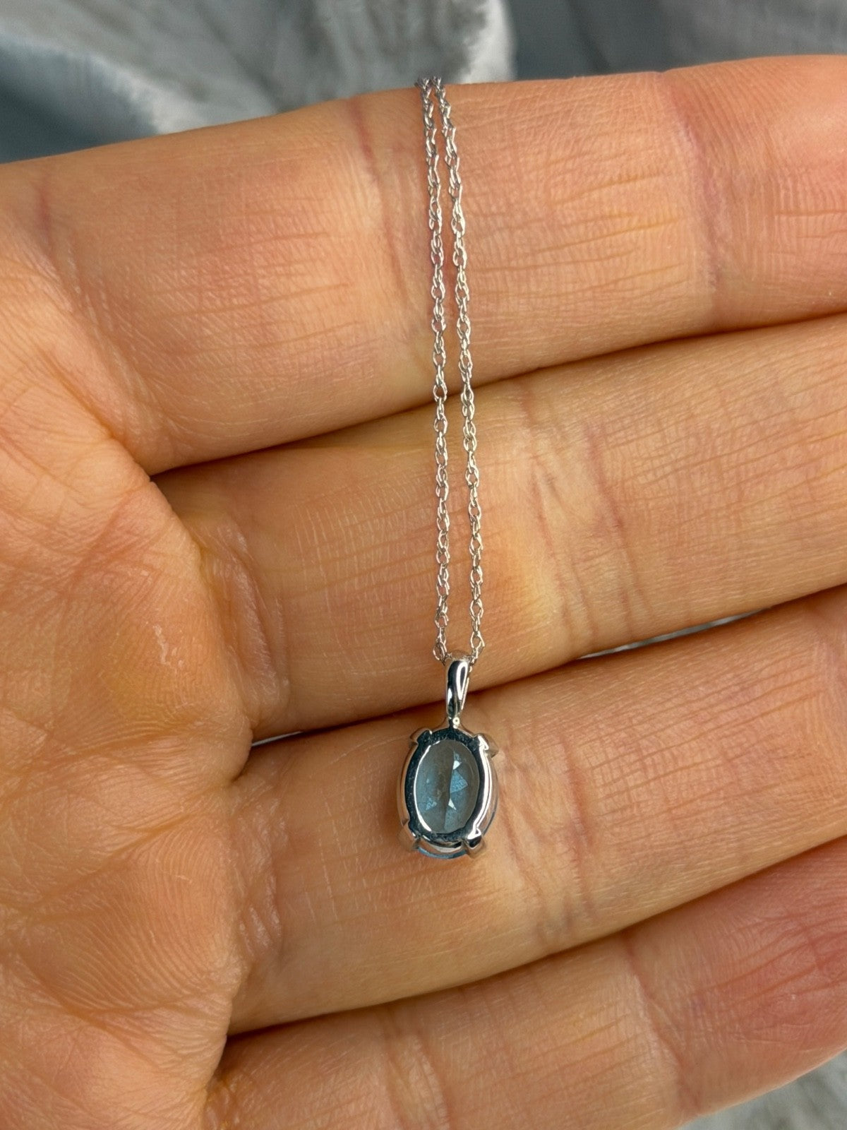 14K White Gold Topaz Pendant & 10K White Gold Chain