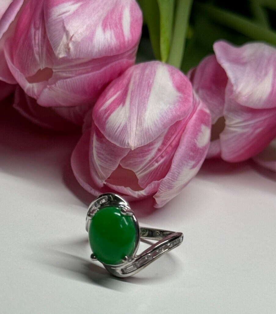 D'Joy 925 Sterling Silver Green Nephrite & White Beryl Ring Size 6.5