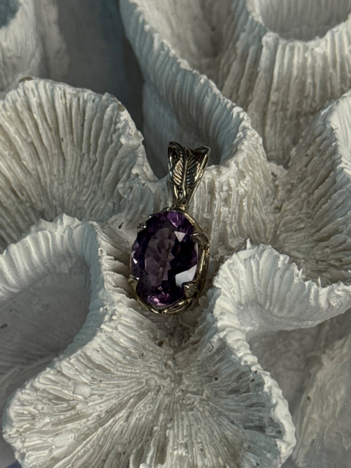 Elegant 925 Sterling Silver Amethyst Pendant Length 1 Inch