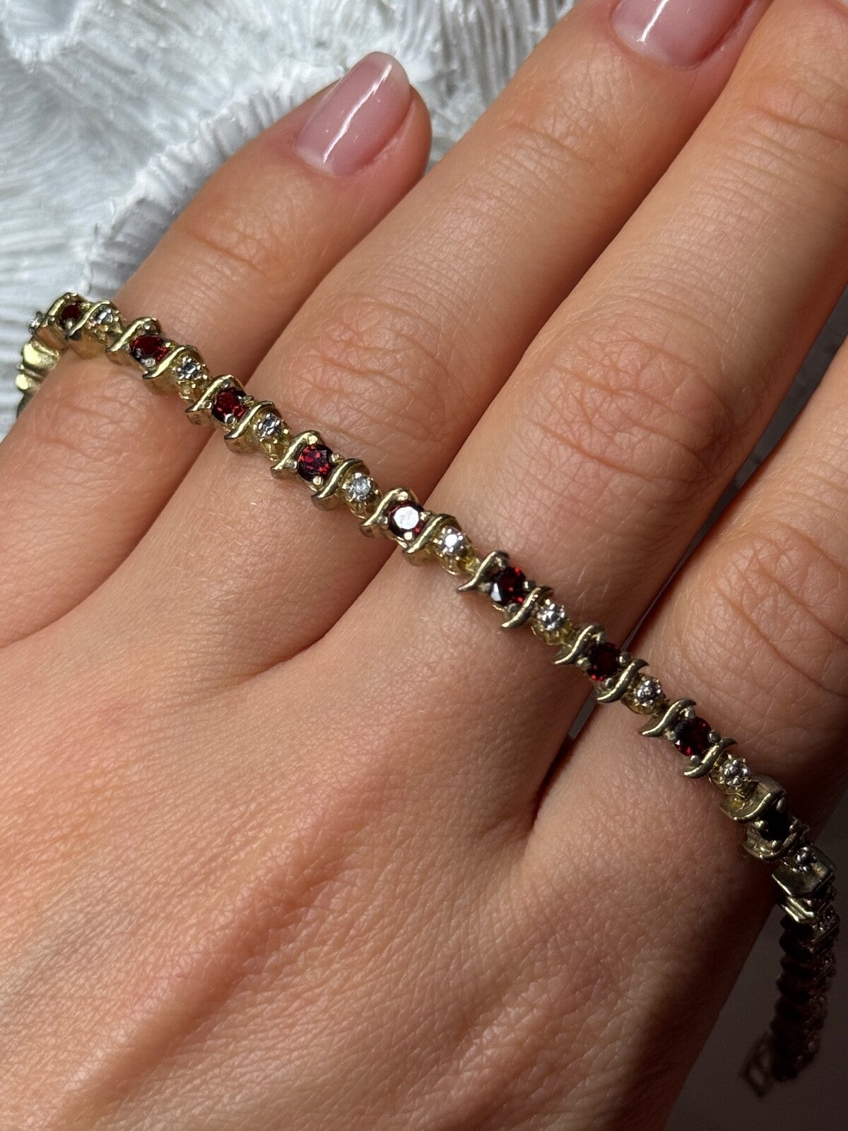 925 Sterling Silver Gold Plated Garnet Bracelet Length 7.5