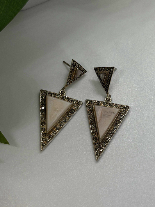 Vintage Elegant 925 Sterling Silver Pink Mother of Pearl & Marcasite Earrings