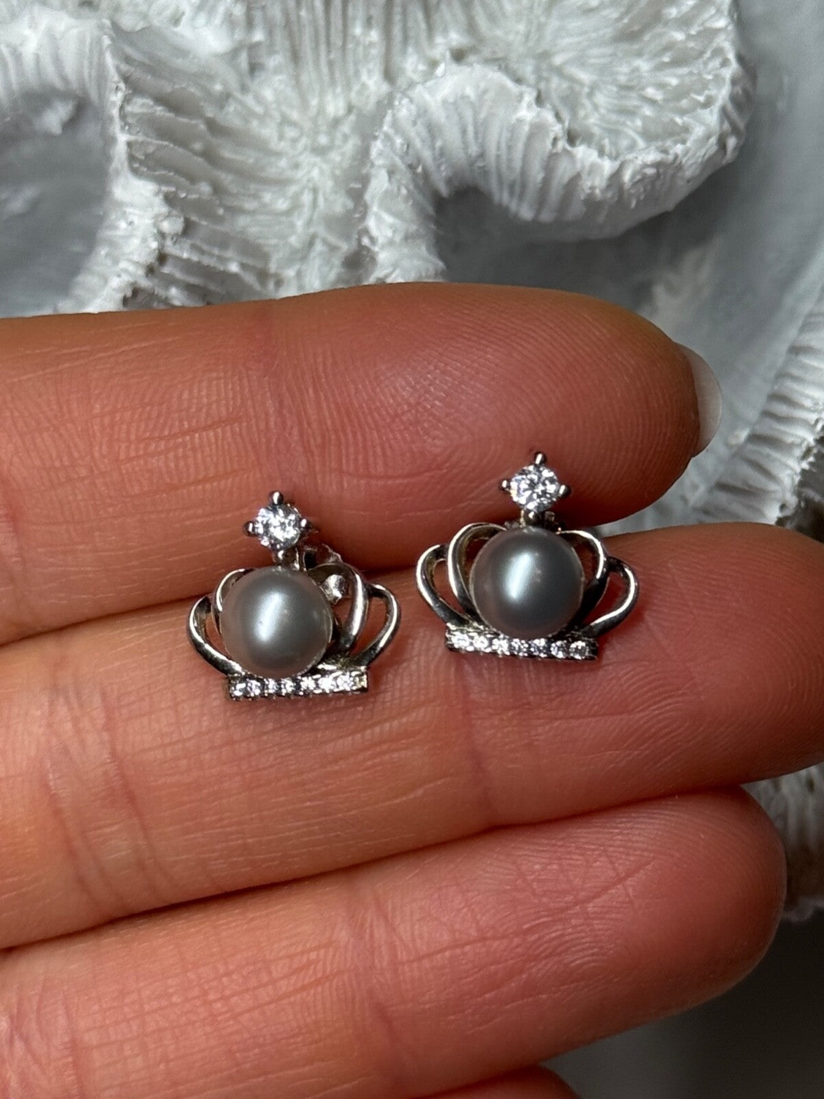925 Sterling Silver Pearl Crown Earrings Length 0.5 Inch