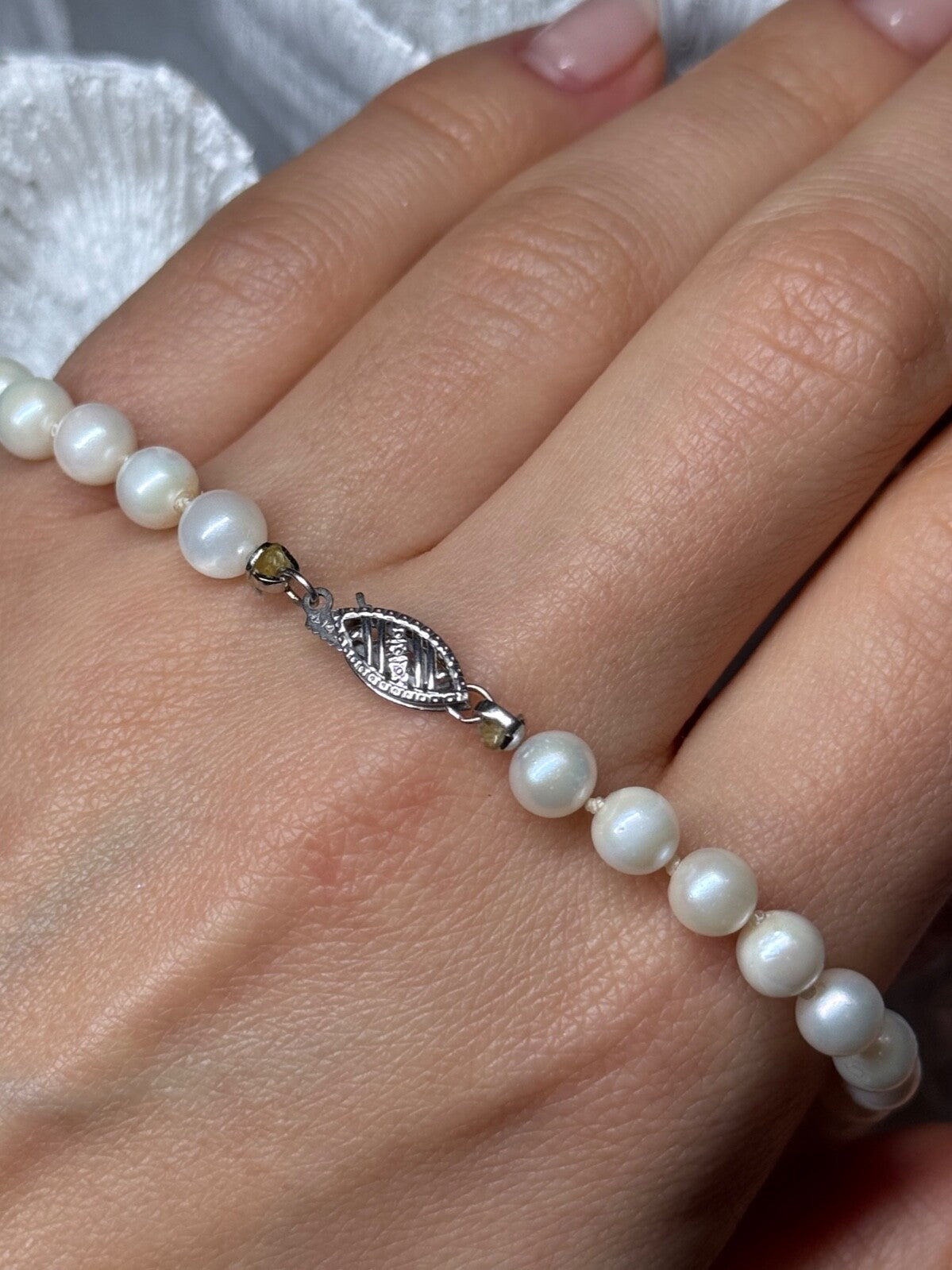 14K White Gold Pearl Necklace Length 23 Inch
