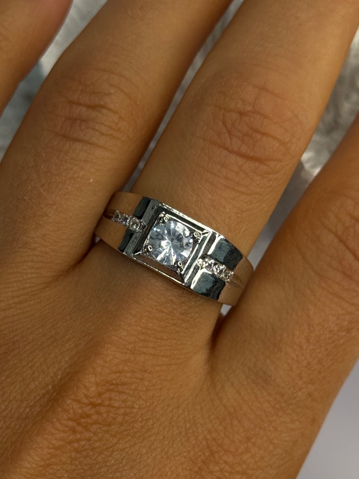 Mens 925 Sterling Silver CZ Ring Size 10