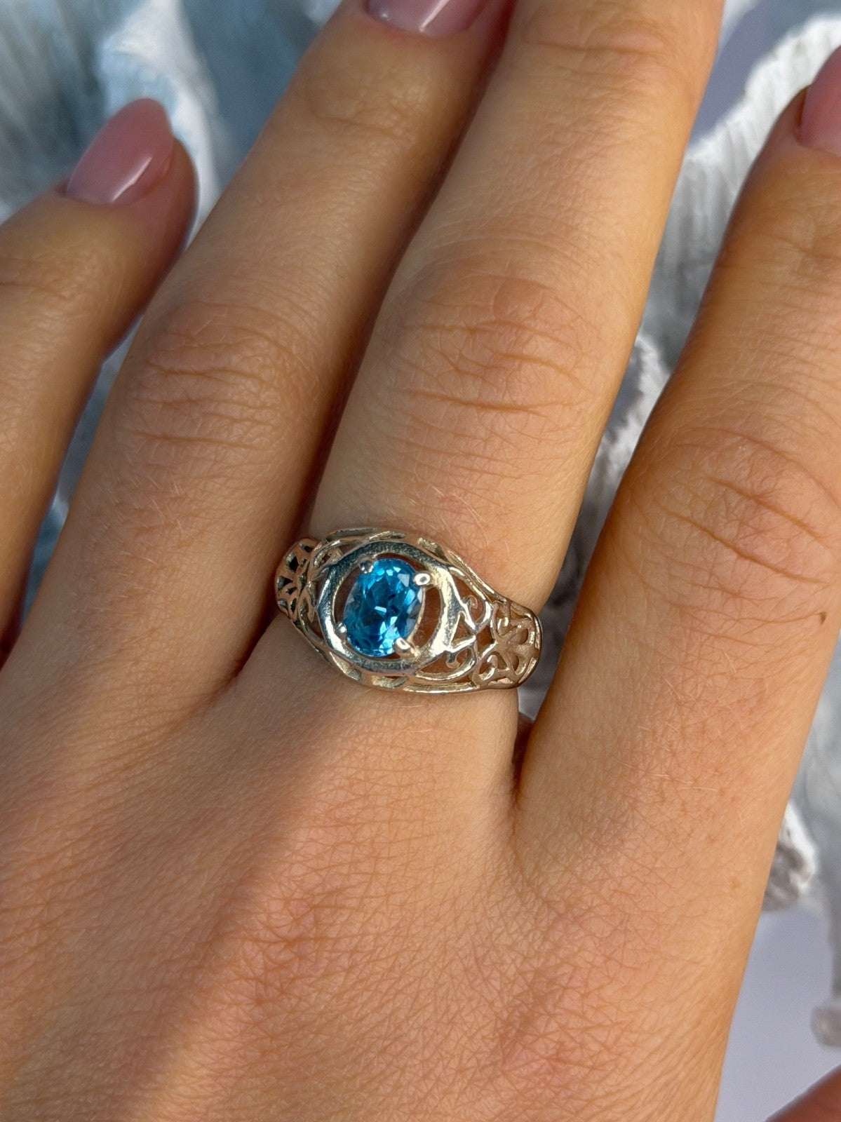 925 Sterling Silver Topaz Ring Size 7
