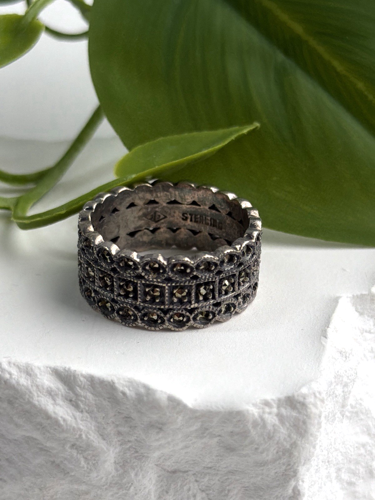 Vintage Art Deco Style 925 Sterling Silver Marcasite Band Ring Size 9