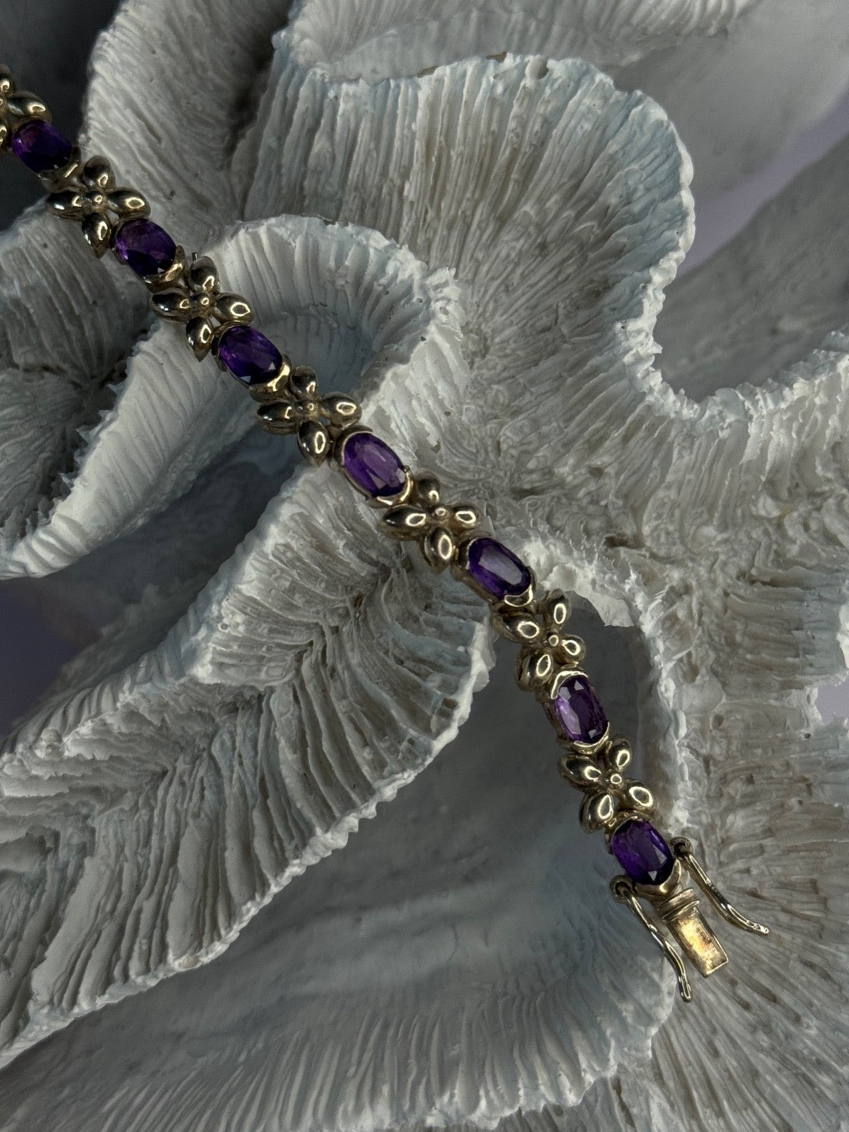 Lovely 925 Sterling Silver Amethyst Bracelet Length 7