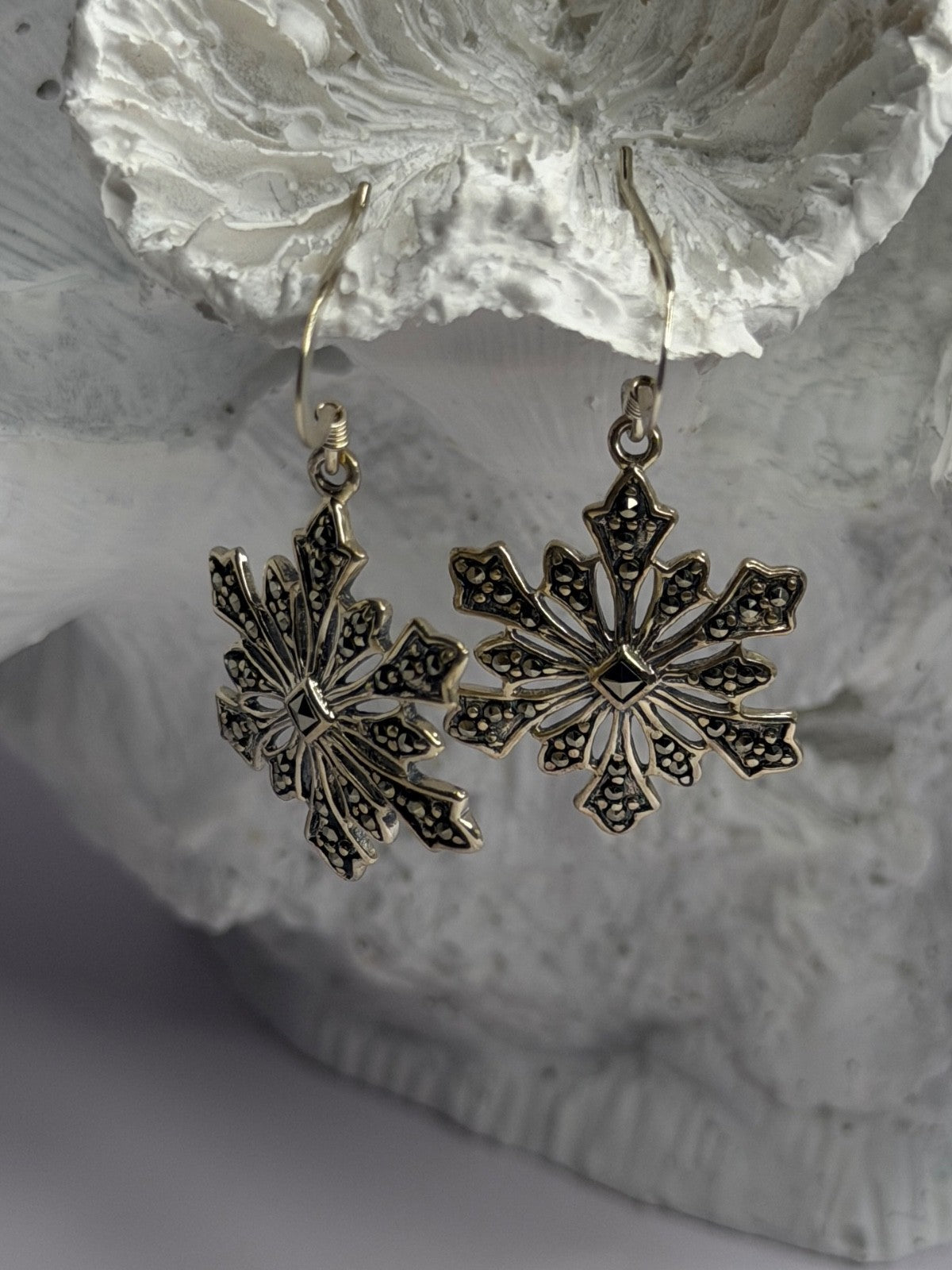 925 Sterling Silver Marcasite Snowflake Earrings