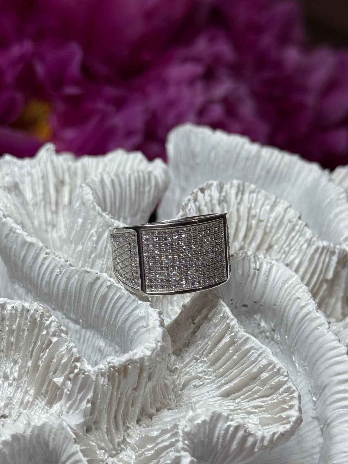 925 Sterling Silver Diamonds Ring Size 8.5
