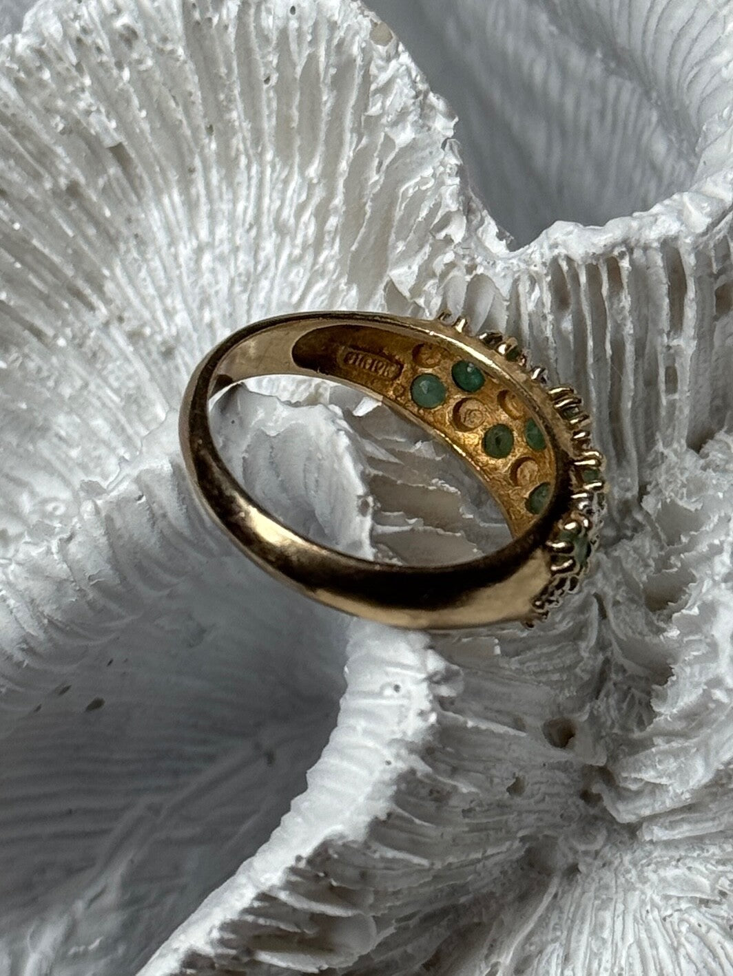 10K Yellow Gold Ring Emerald & Diamond Size 6