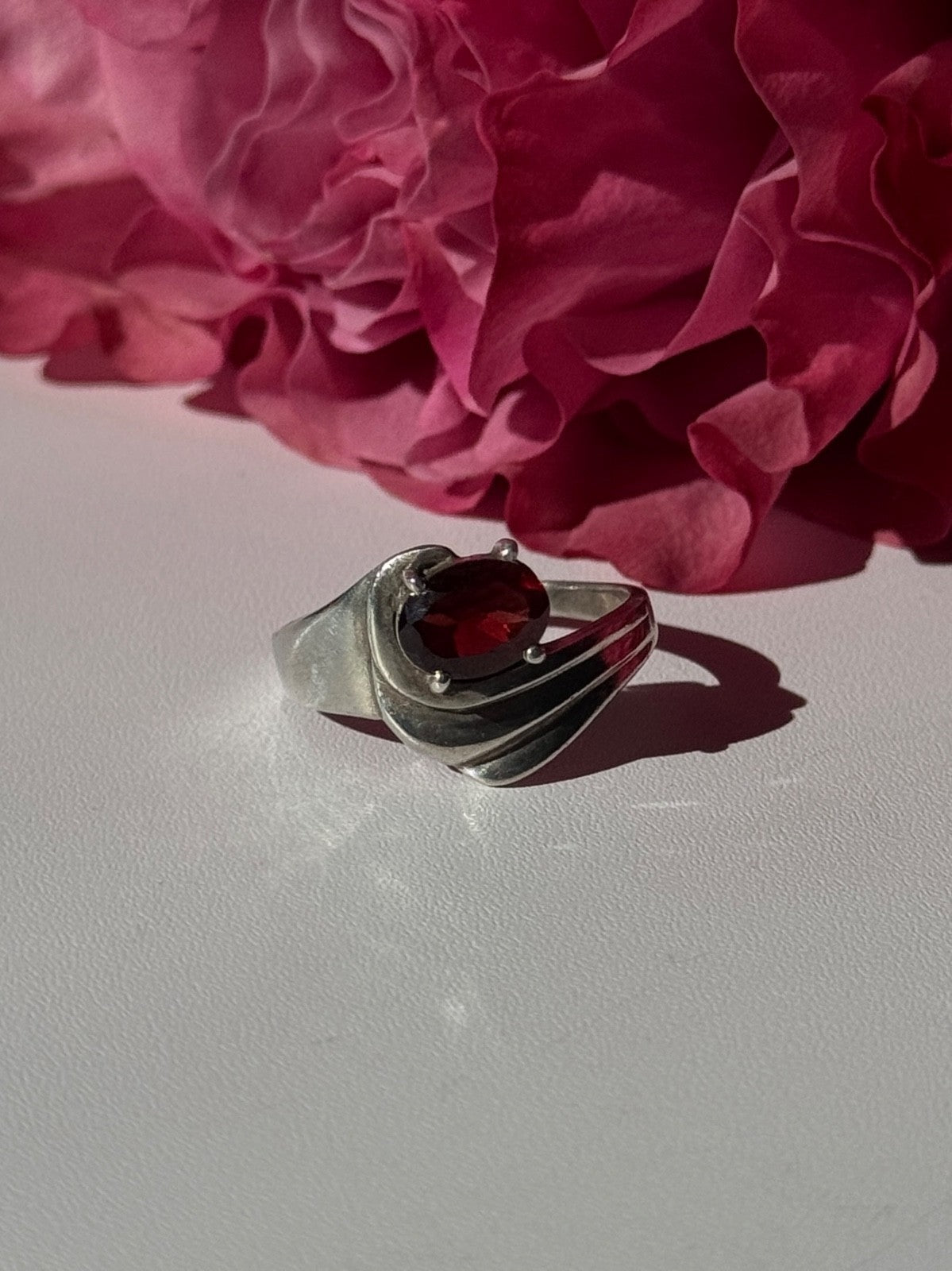 925 Sterling Silver Garnet Ring Size 7.5