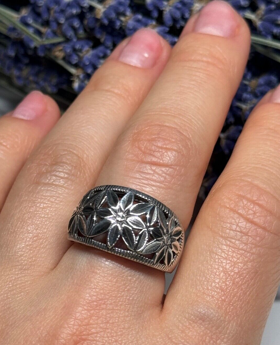 925 Sterling Silver Ring Size 7