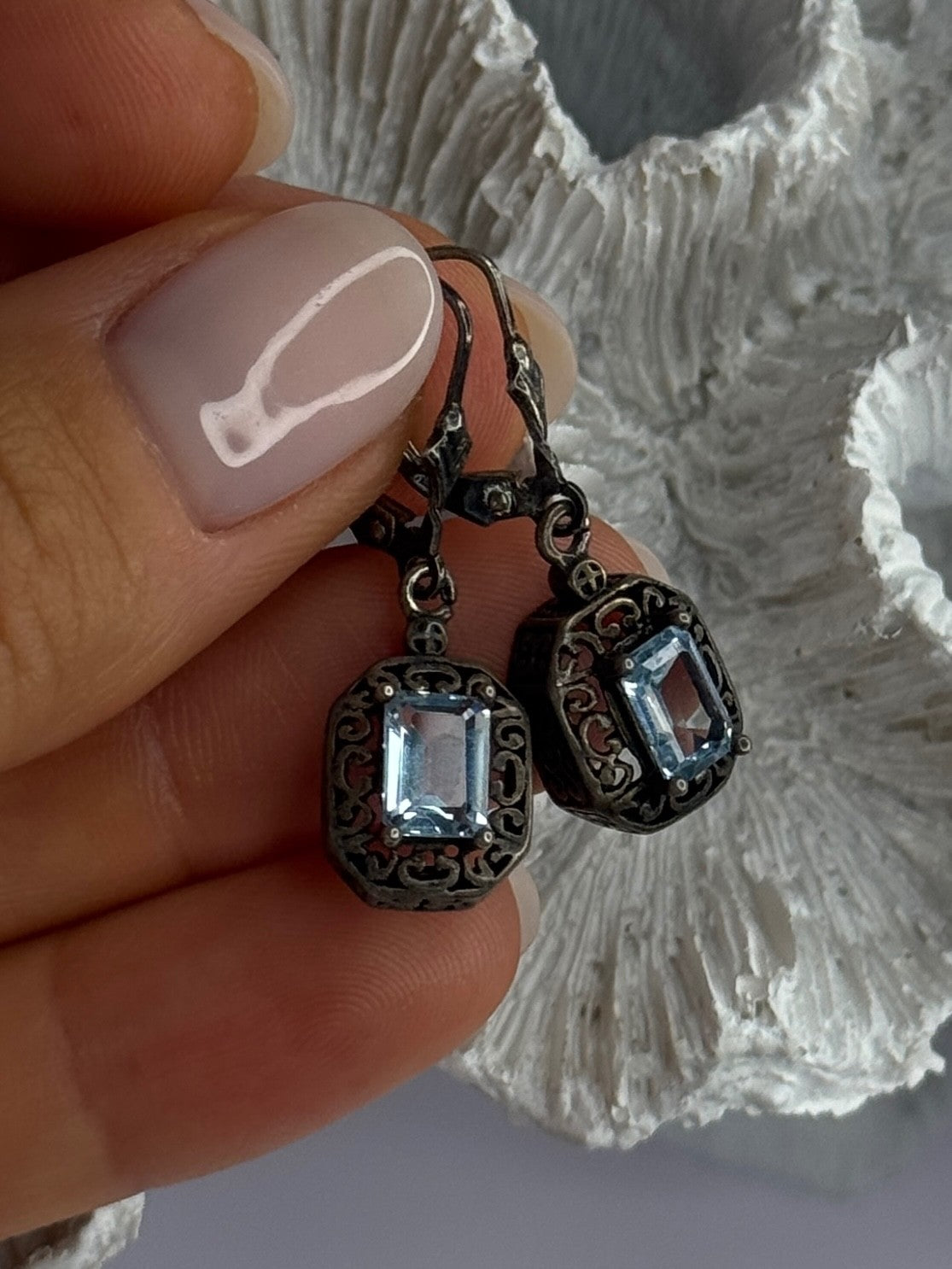 Vintage 925 Sterling Silver Blue Topaz Earrings Length 1.30 Inch