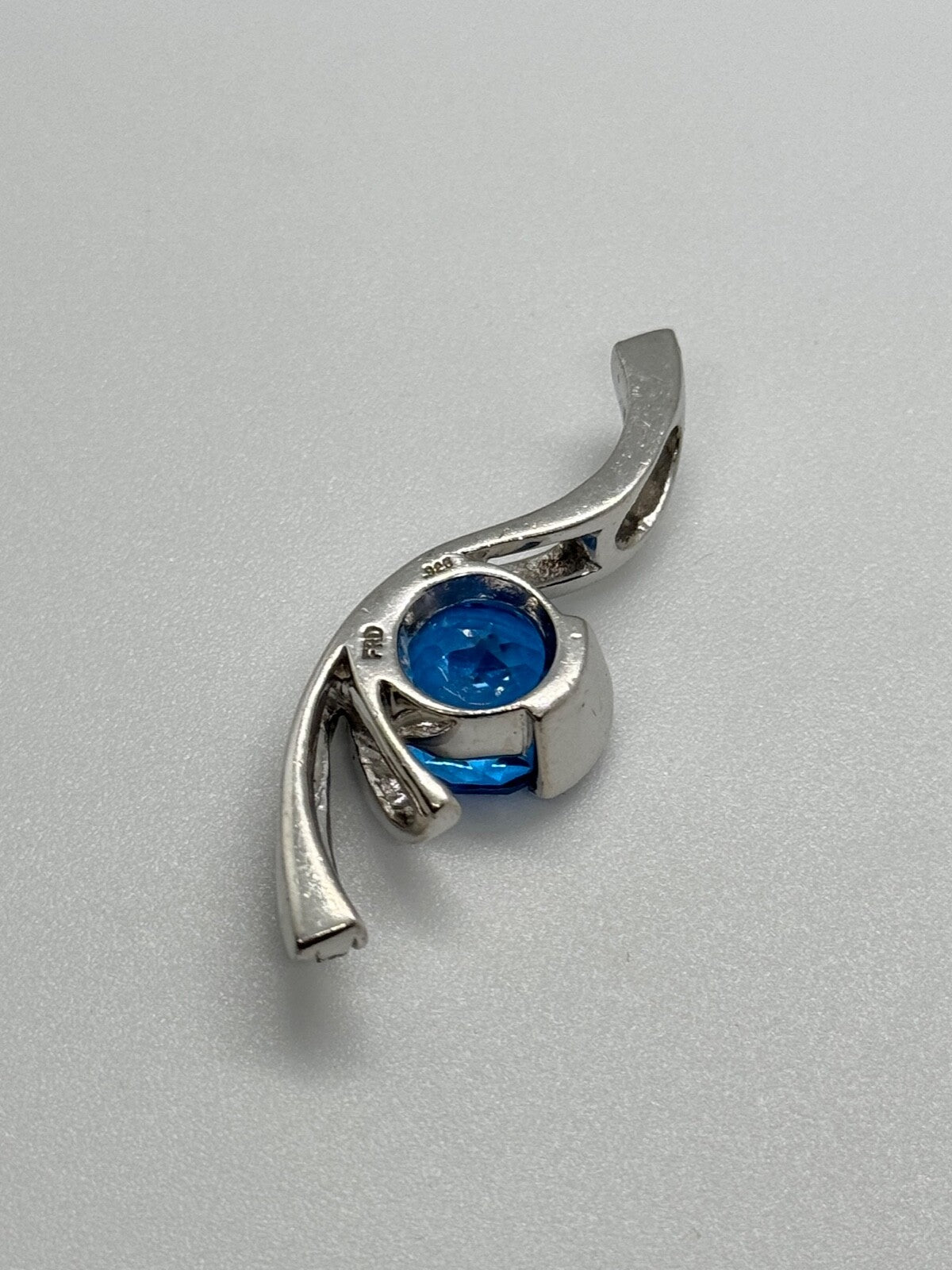 925 Sterling Silver CZ Pendant Lenght 45 mm