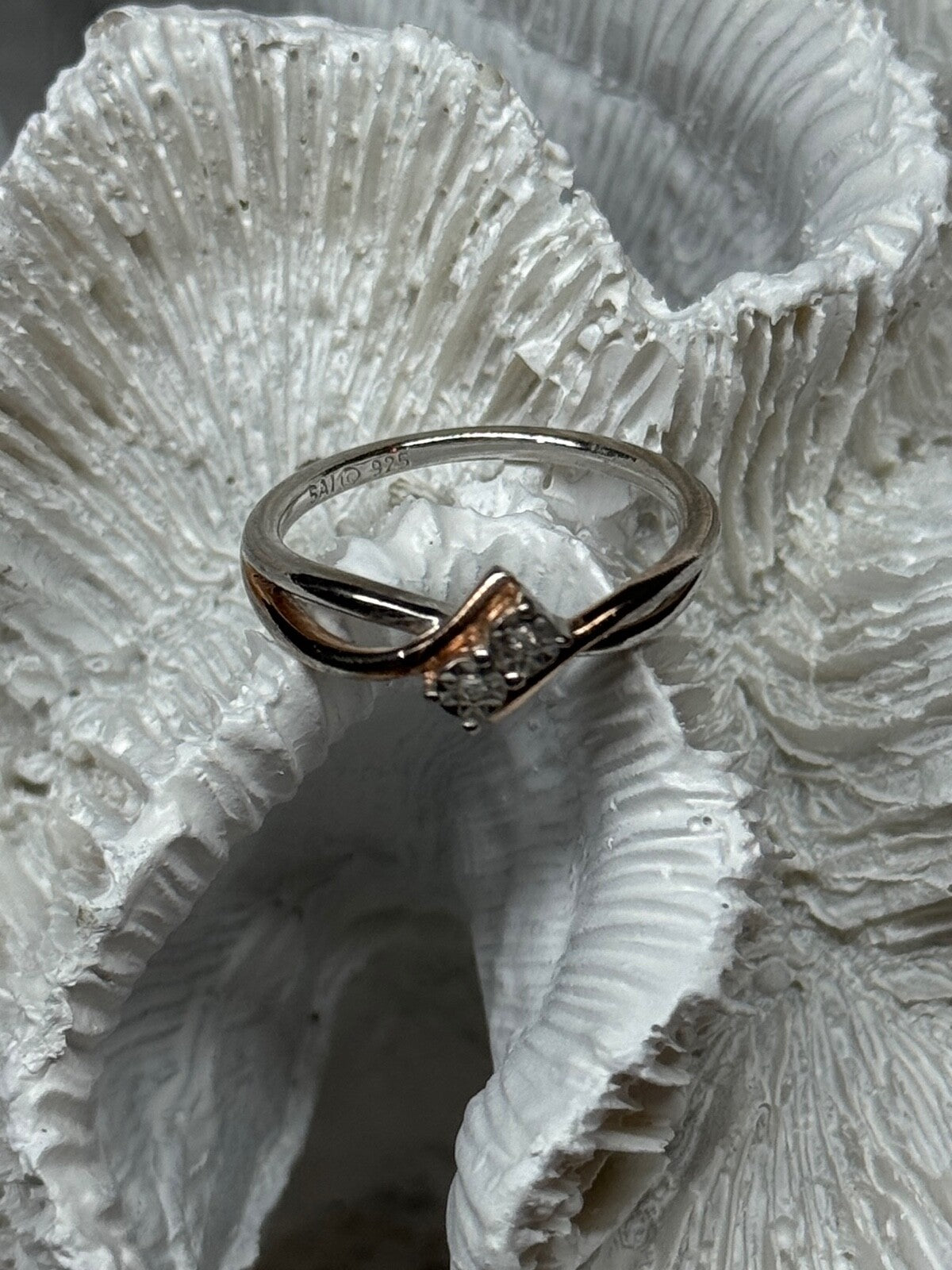 925 Sterling Silver Gold Plated Part White Sapphire Ring Size 6