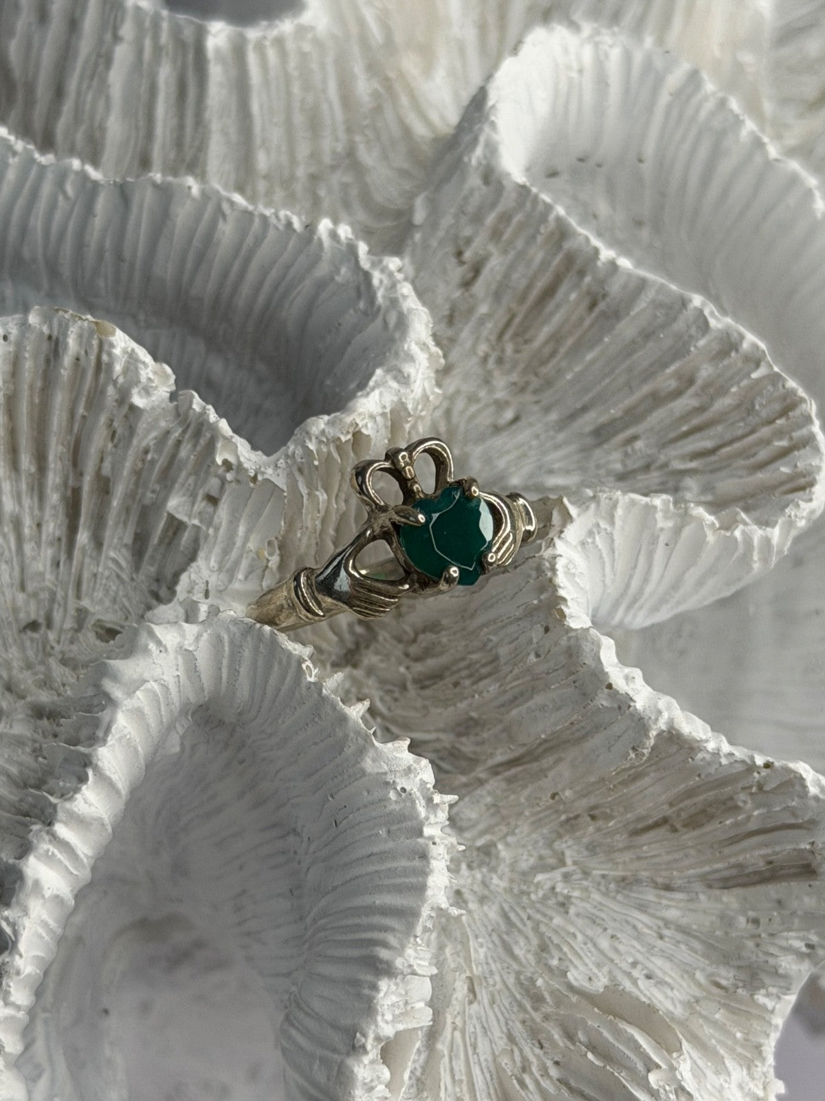 925 Sterling Silver Emerald Heart Ring Size 7