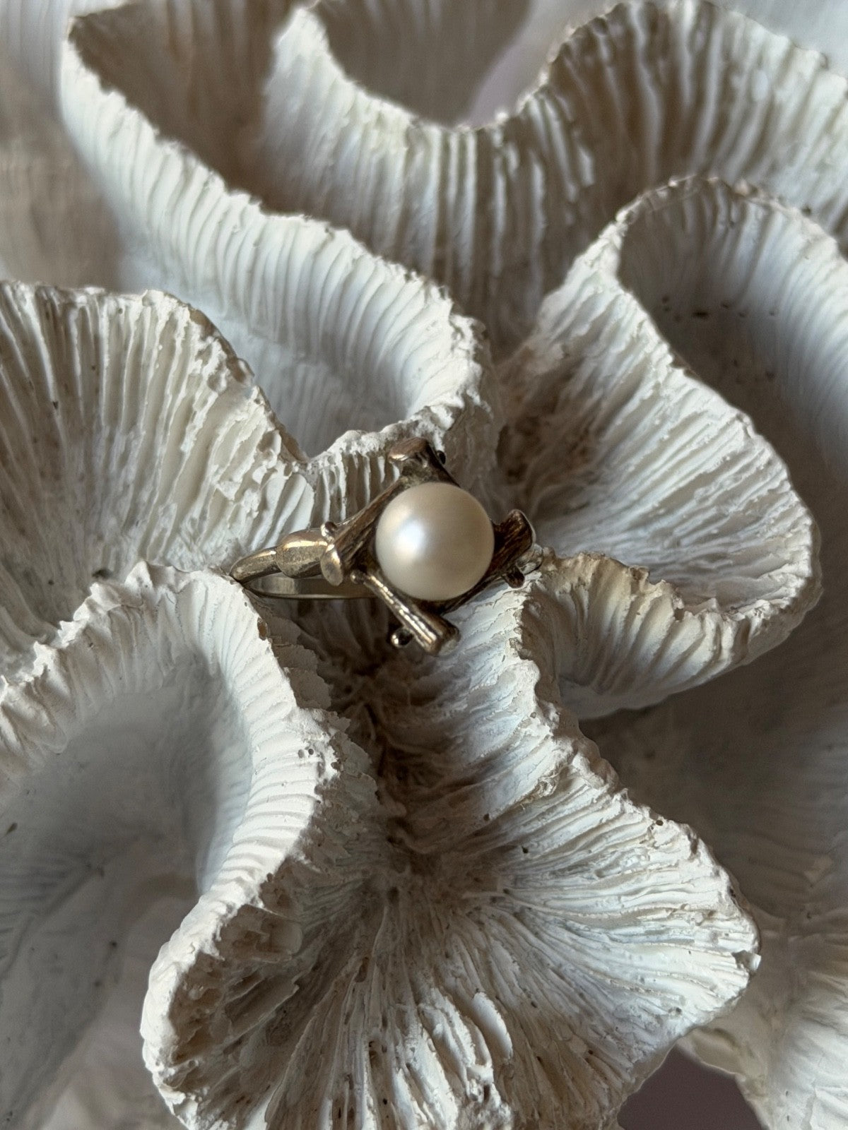 925 Sterling Silver Pearl Ring Size 9