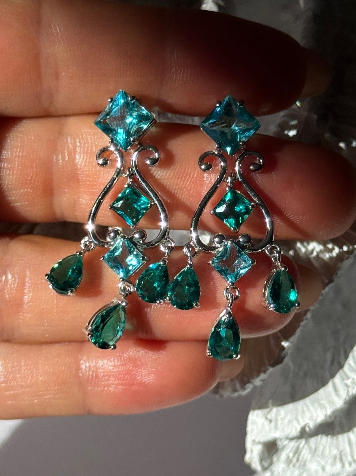 Shiny 925 Sterling Silver Aquamarine & Emerald Earrings