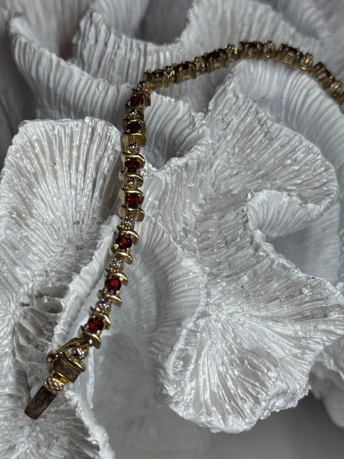 925 Sterling Silver Gold Plated Garnet Bracelet Length 7.5