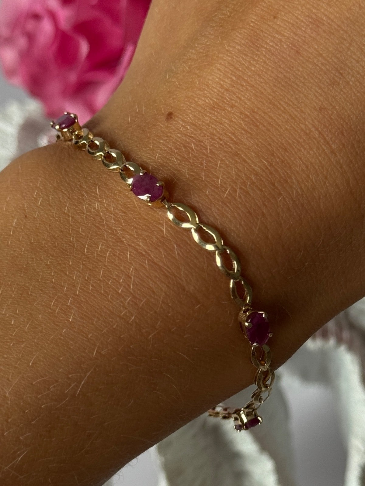 14K Yellow Gold Ruby Bracelet Length 7