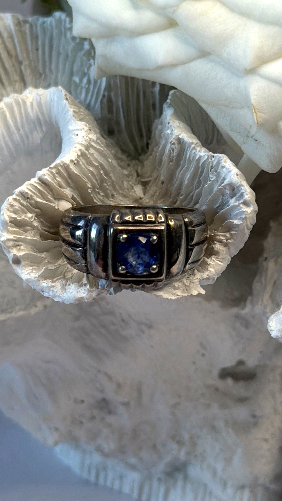 Artisan Modernist Men's 925 Sterling Silver Blue Sapphire Ring Size 10