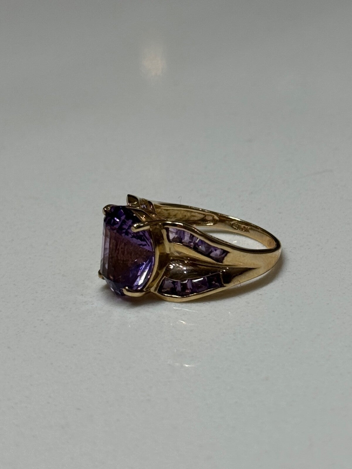 10K Yellow Gold Amethyst Ring Size 7