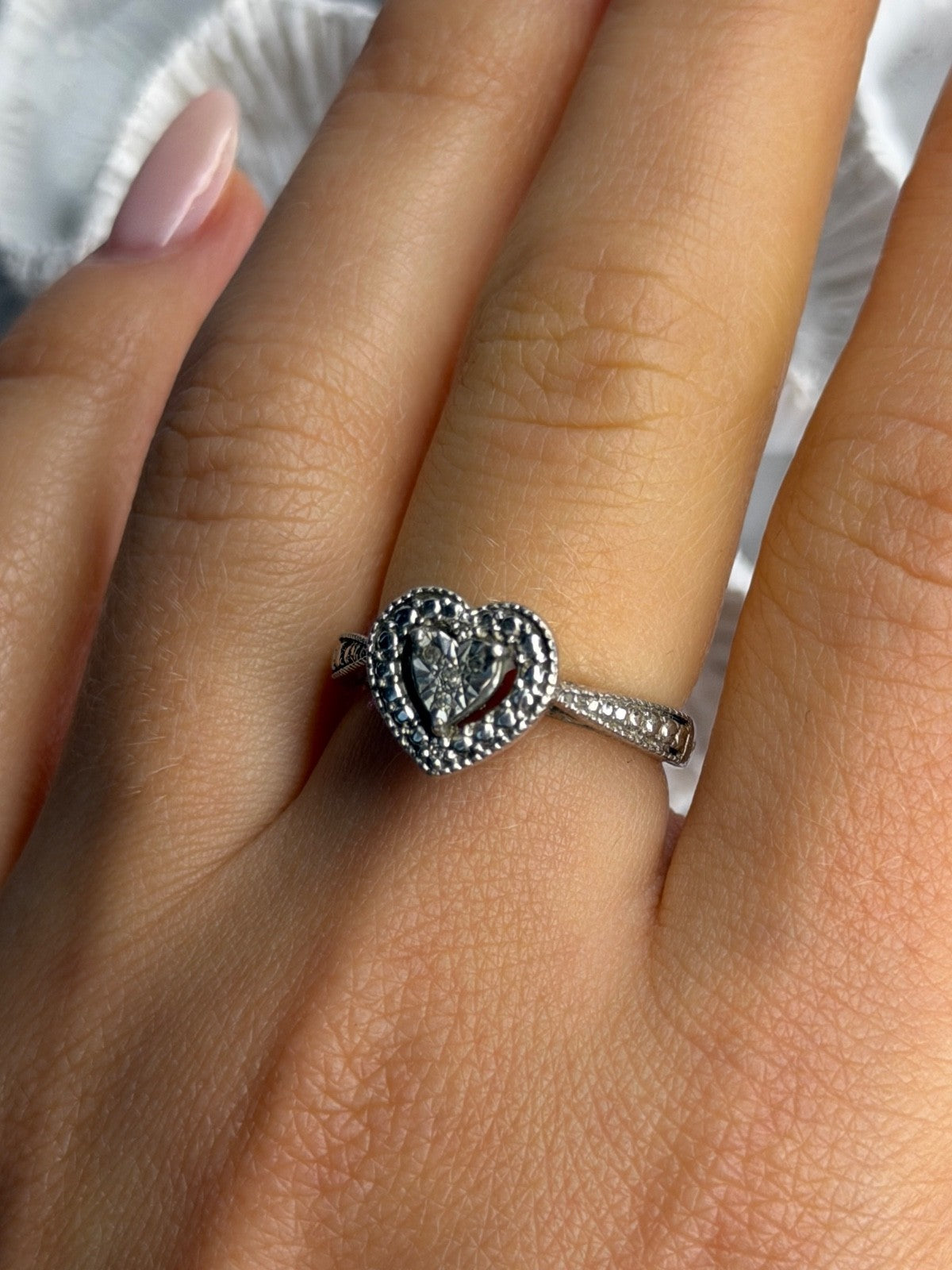 925 Sterling Silver Heart Ring Size 7.5