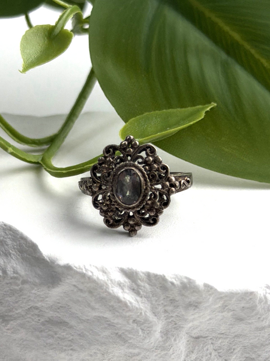 Vintage Filigree 925 Sterling Silver Mystic Topaz Ring Size 7.5