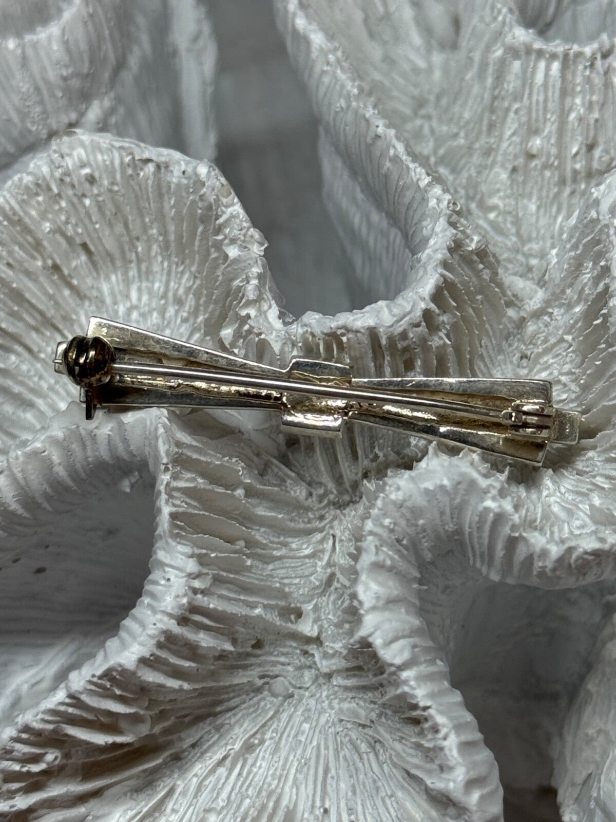 925 Sterling Silver Onyx & Marcasite Brooch Length 1.8 Inch