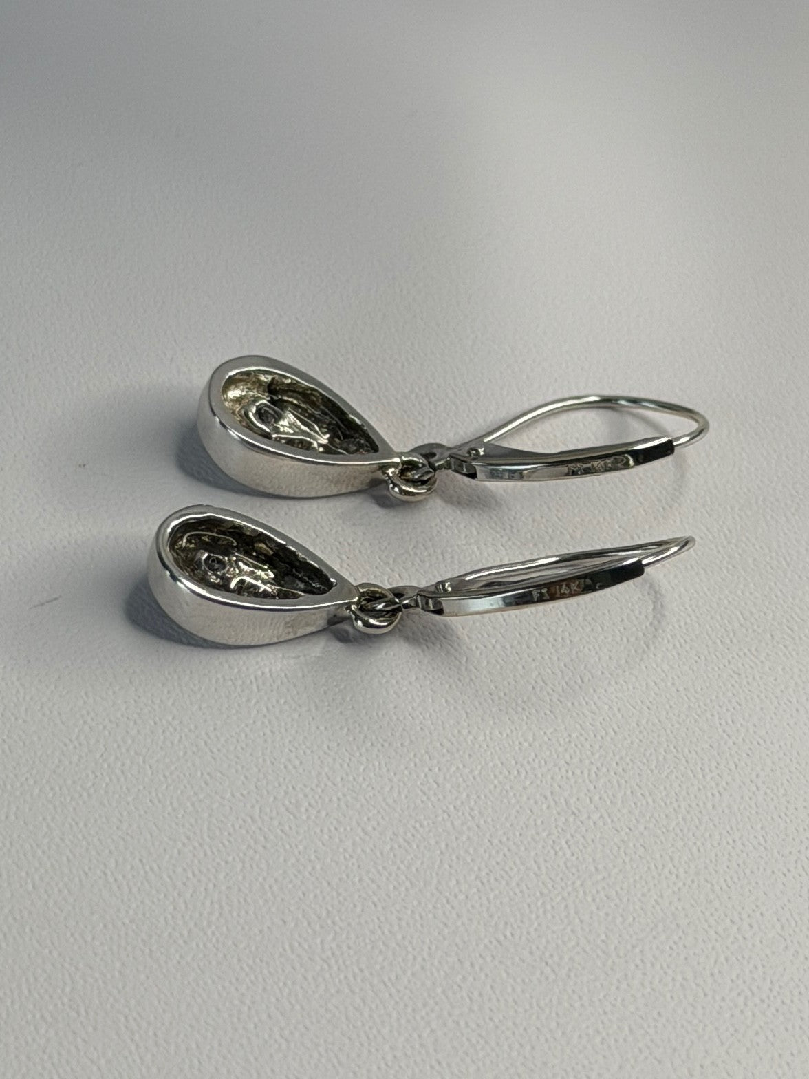 14K White Gold Diamond 0.12 ct Earrings
