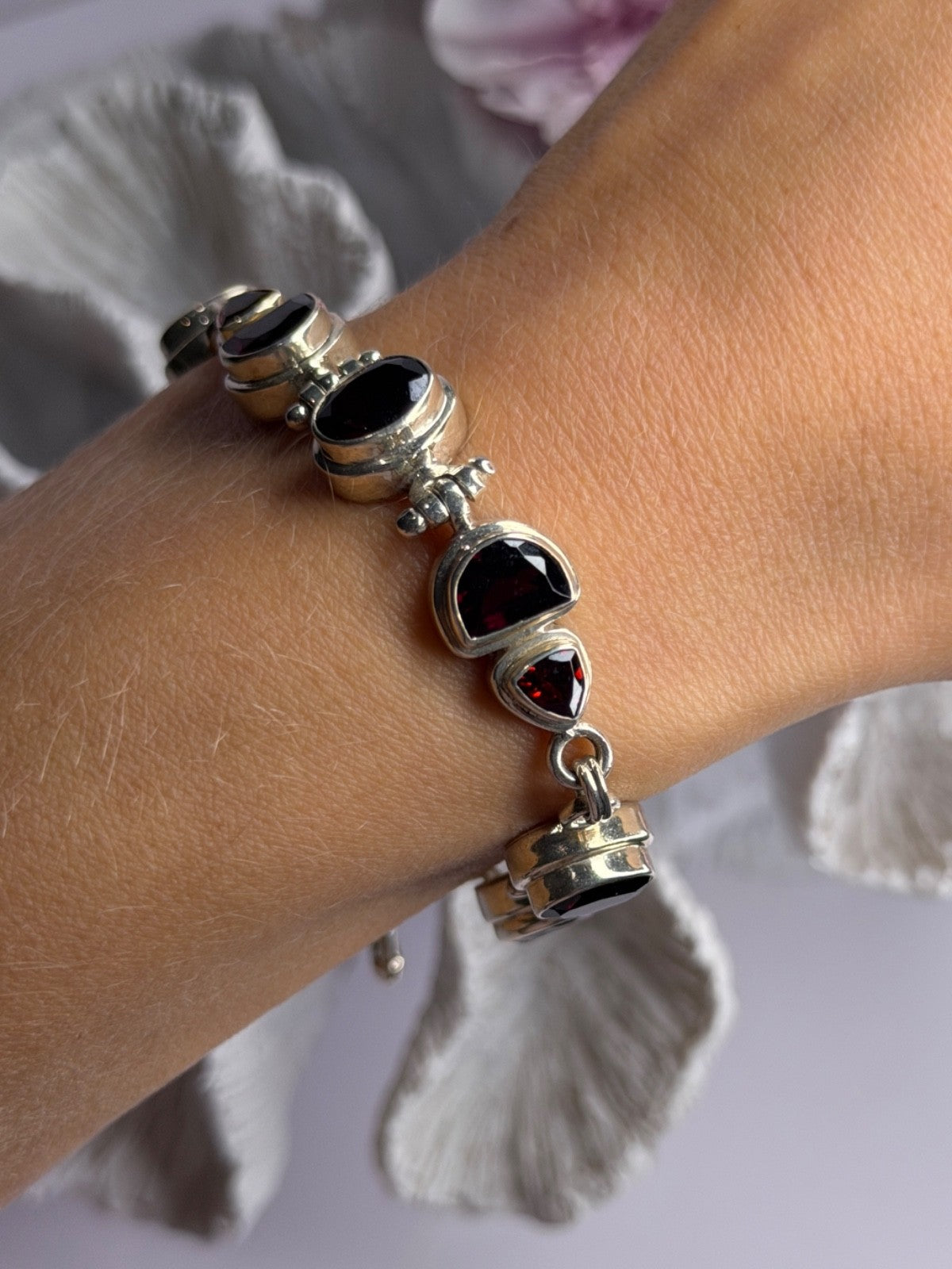 925 Sterling Silver Garnet Bracelet Length 7-7.5