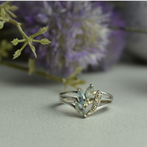 925 Sterling Silver Topaz Ring Size 10
